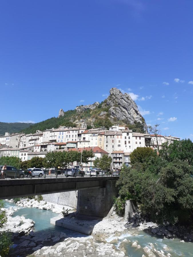 Rose Des Alpes Bed & Breakfast Serres  Exterior photo